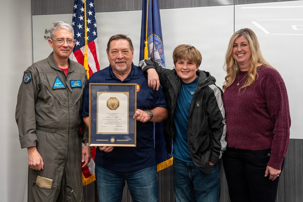 40 years of service: The engineer who gave China Lake two weeks