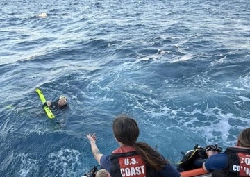 Coast Guard rescues 3 divers off Palm Beach