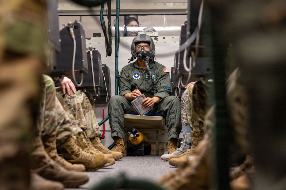 USAFSAM trains next-generation U.S. Air Force medical providers