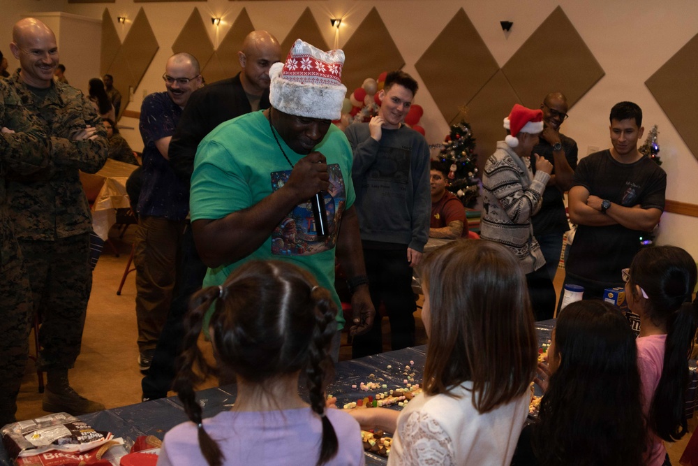 MWHS-1 hosts Holiday Party