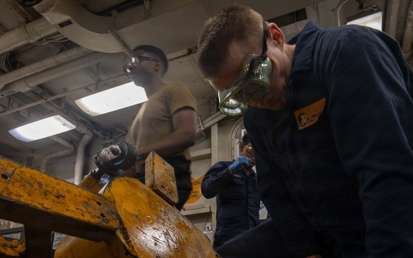 Abraham Lincoln conducts routine operations