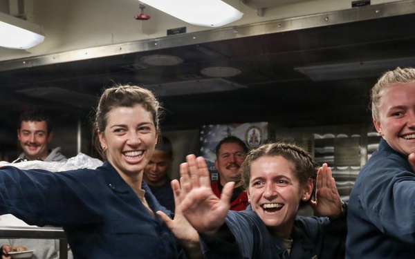 Frank E. Petersen Jr. hosts MWR talent show