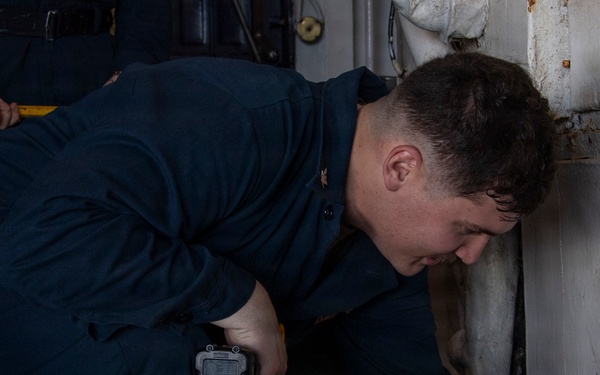 Abraham Lincoln conducts routine operations