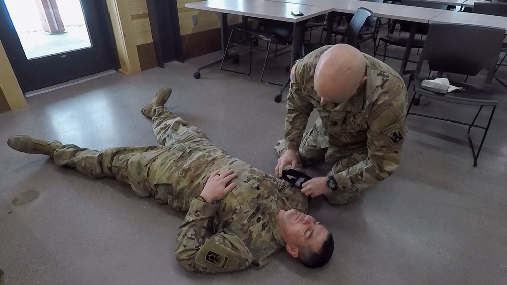 86th IBCT (MTN) Conducts Basic First-Aid Course