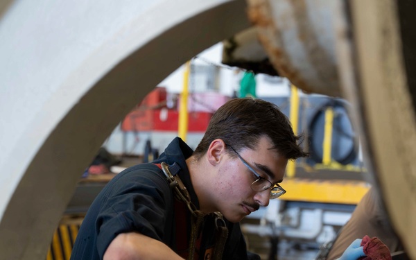 Abraham Lincoln conducts routine operations.