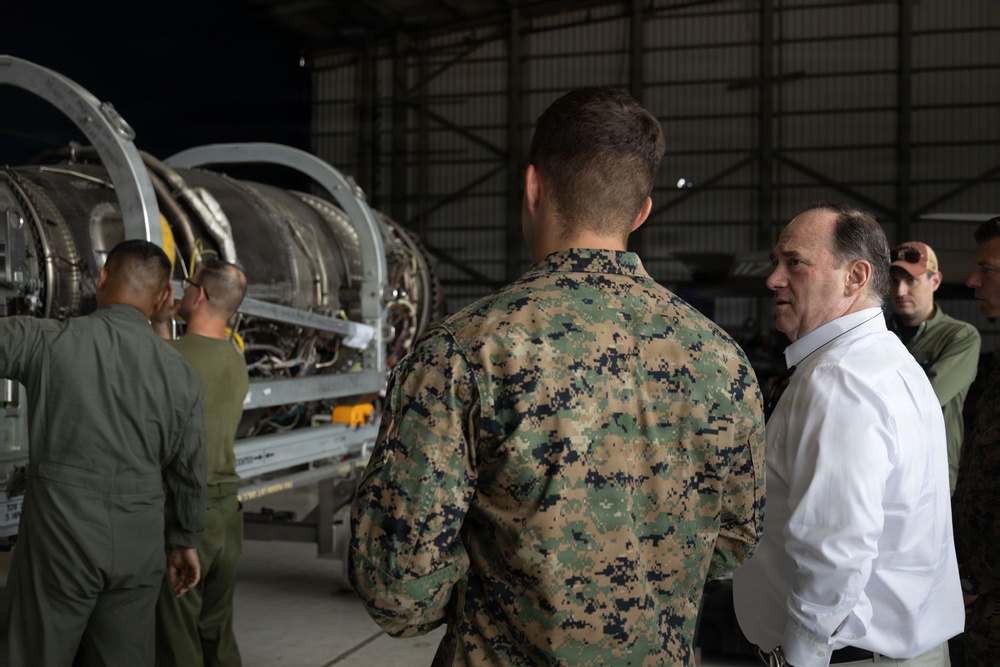 SecNav visits Jose Aponte