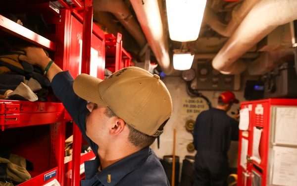 USS Mason (DDG 87) Conducts Exercises During Group Sail 2025