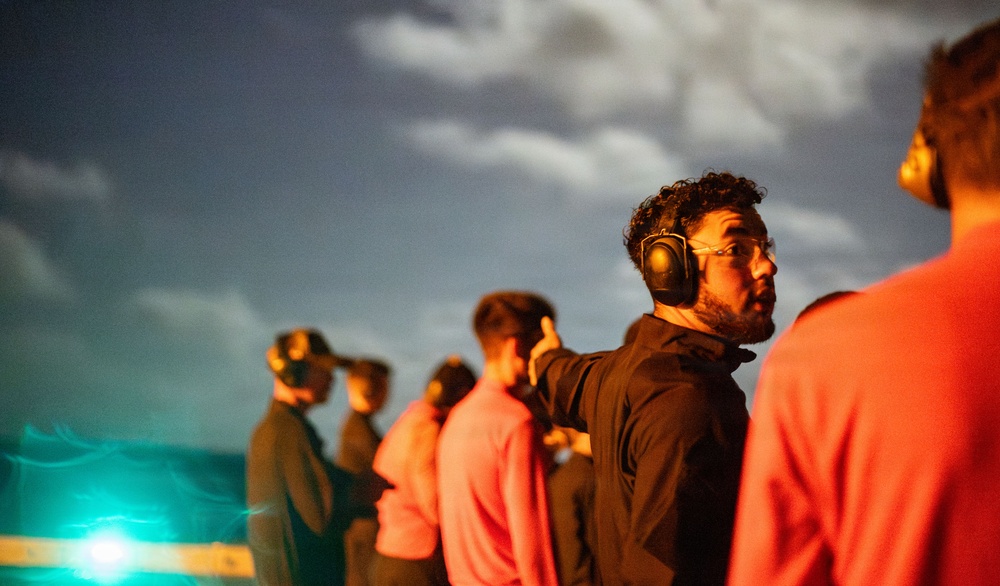 USS San Diego (LPD 22) Conducts Live Fire Exercise