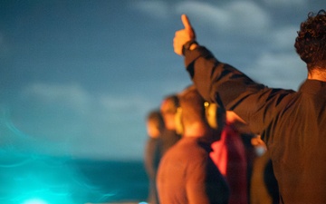 USS San Diego (LPD 22) Conducts Live Fire Exercise