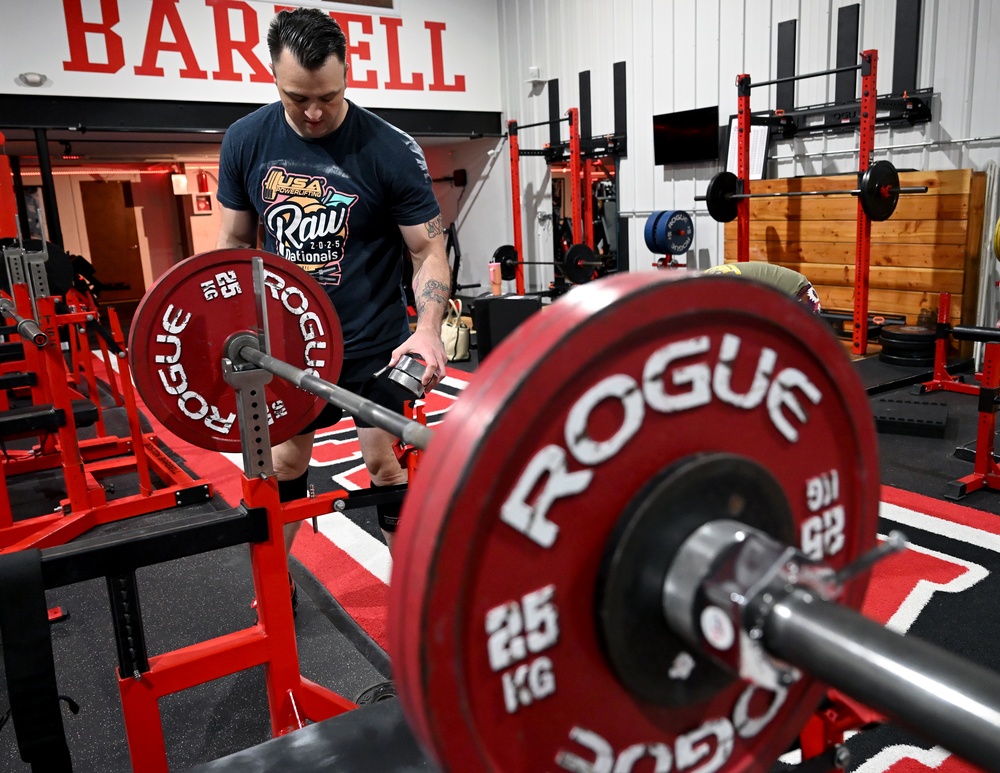 C3BM Airman places in national powerlifting contest