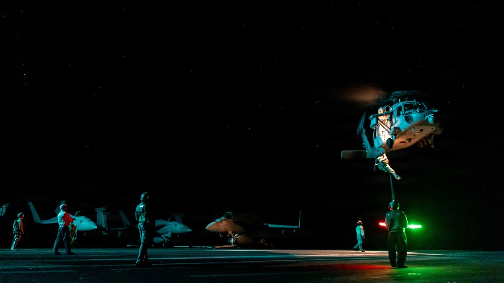 USS Gerald R. Ford (CVN 78) Hoist and Extraction Exercise
