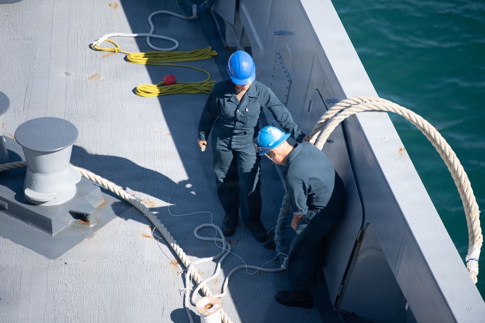 USS San Diego (LPD 22) Returns to Homeport