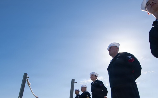 USS San Diego (LPD 22) Returns to Sasebo