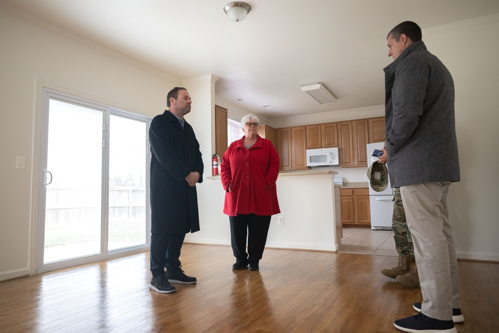 Deputy Assistant Secretary of War for Housing visits JBA