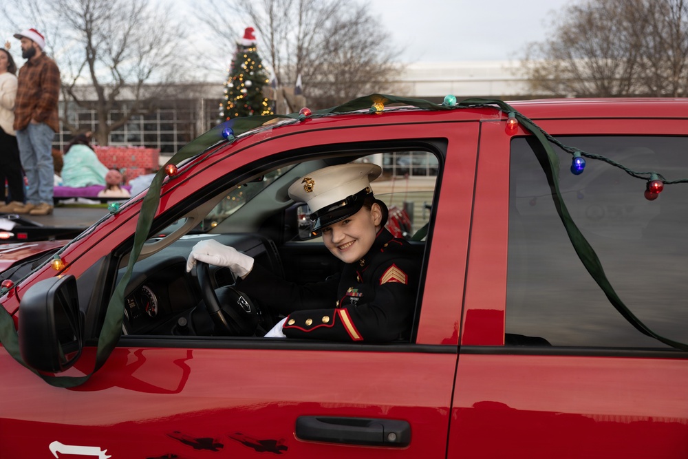 Staunton Marine at the Stuarts Draft Christmas Parade!