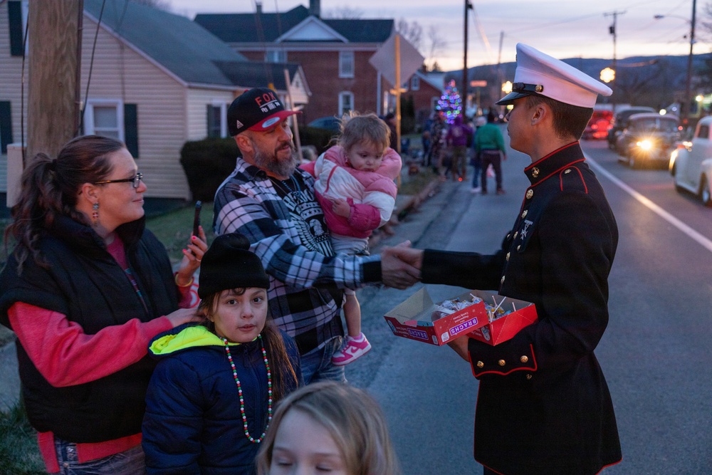 Staunton Marine at the Stuarts Draft Christmas Parade!