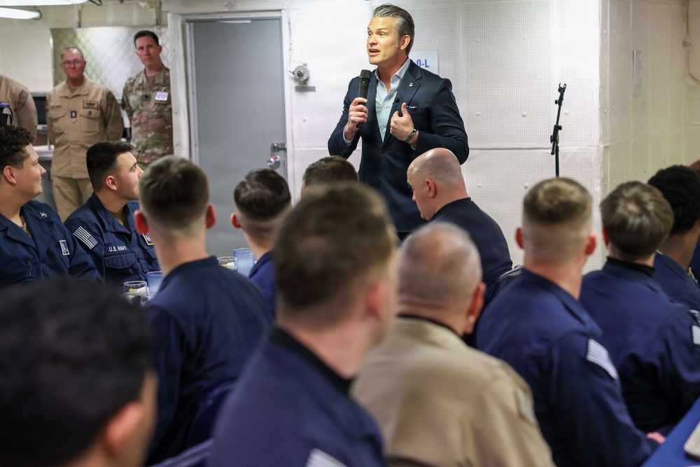SECWAR visit PCU John F. Kennedy (CVN 79)