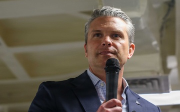 SECWAR visits PCU John F. Kennedy (CVN 79)