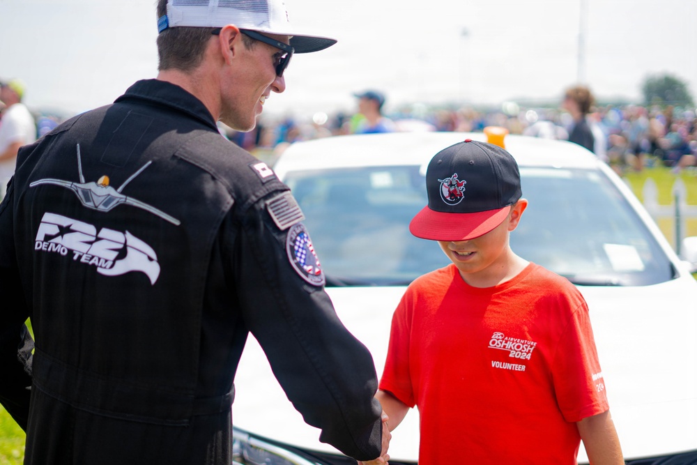F-22 Raptor Aerial Demonstration Team performs at EAA Air Venture Oshkosh 2025