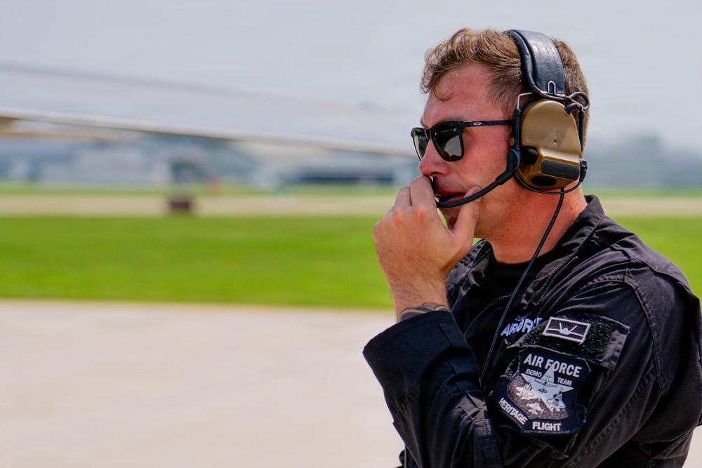 F-22 Raptor Aerial Demonstration Team performs at EAA Air Venture Oshkosh 2025