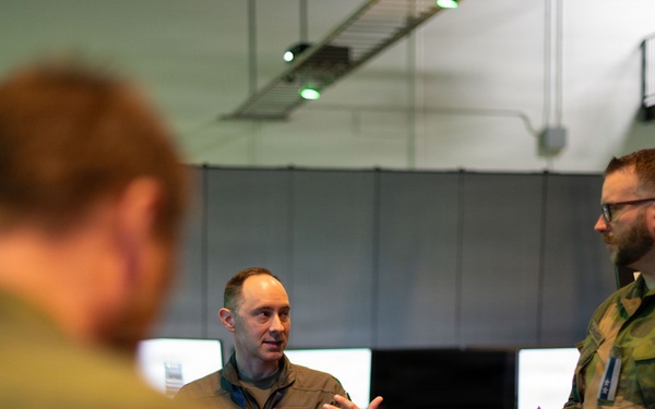 Strategic insight: Royal Norwegian Air Force visits ShOC-N, H2O