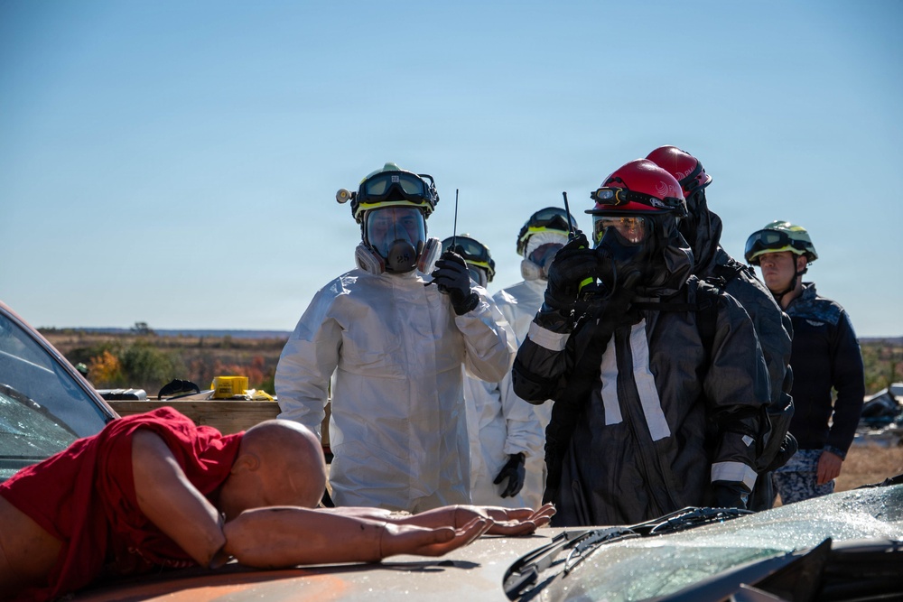 U.S., Mexican and Canadian forces train together during Fuerzas Amigas 2025