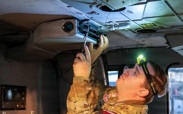 A Day in the Life: MEDEVAC Crew Chief (15T 2F)