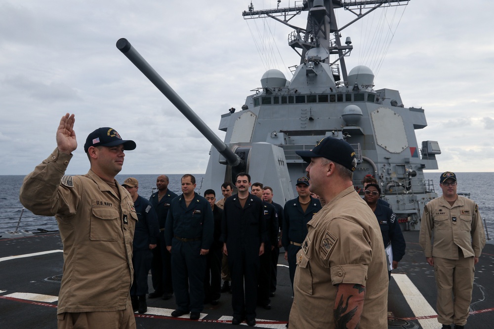Frank E. Petersen Jr. conducts reenlistment ceremony