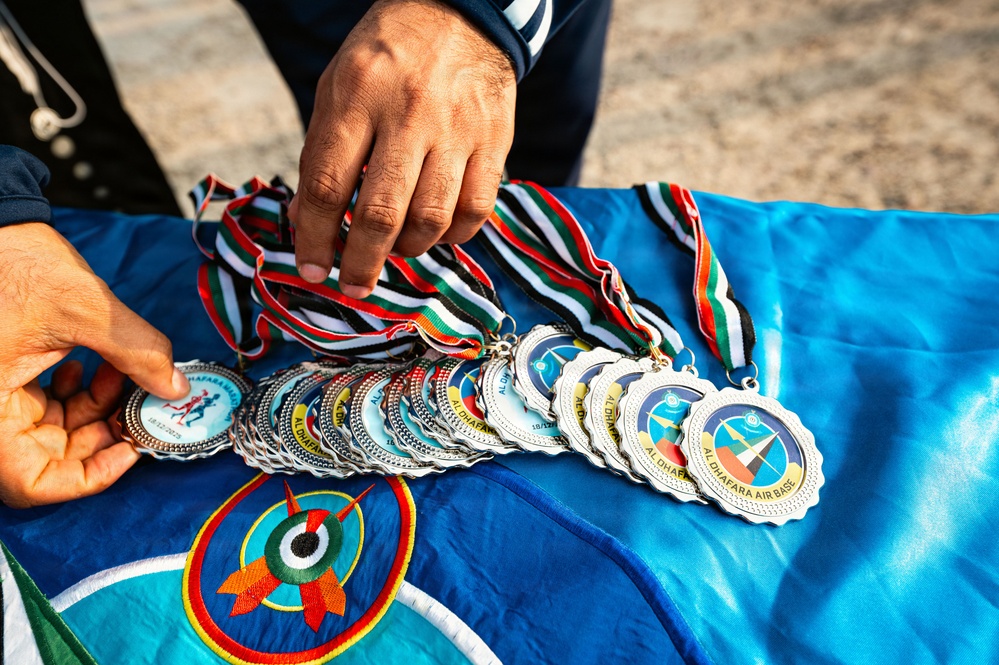 U.S. - Emiratis Run Together