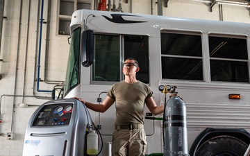 379 ELRS vehicle maintenance implements innovative nitrogen gas testing method for air conditioning systems