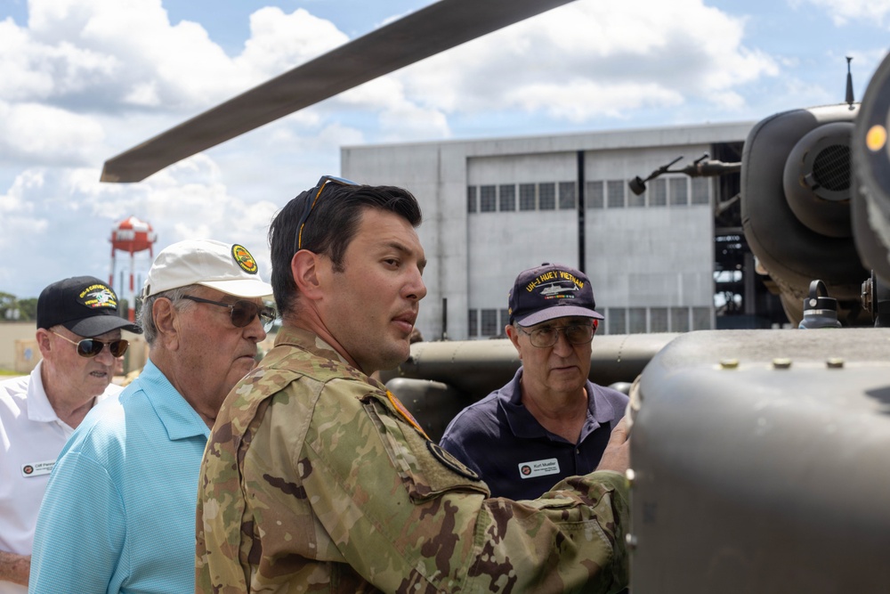 Vietnam Helicopter Pilots Association tour Hunter Army Airfield