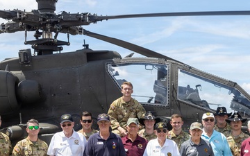Vietnam Helicopter Pilots Association tour Hunter Army Airfield