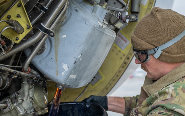 KC-135 oil extraction