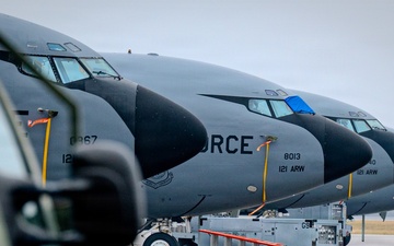 KC-135 oil extraction