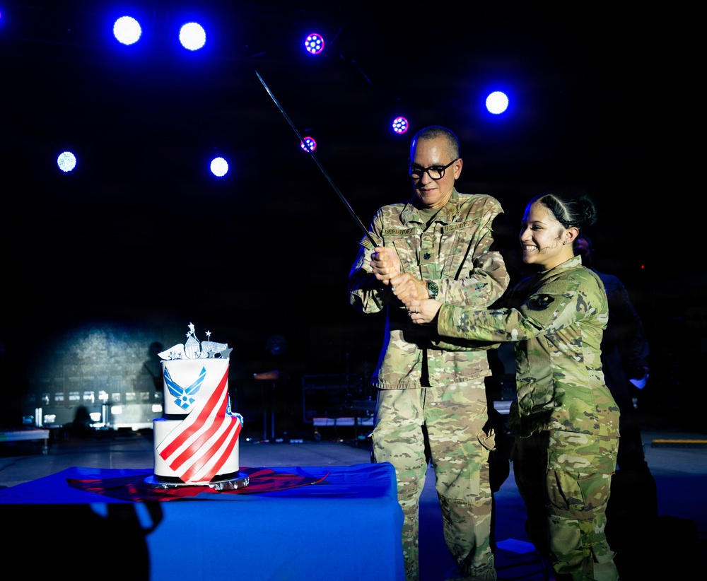 Laughlin celebrates Air Force birthday with community at Summer Bash