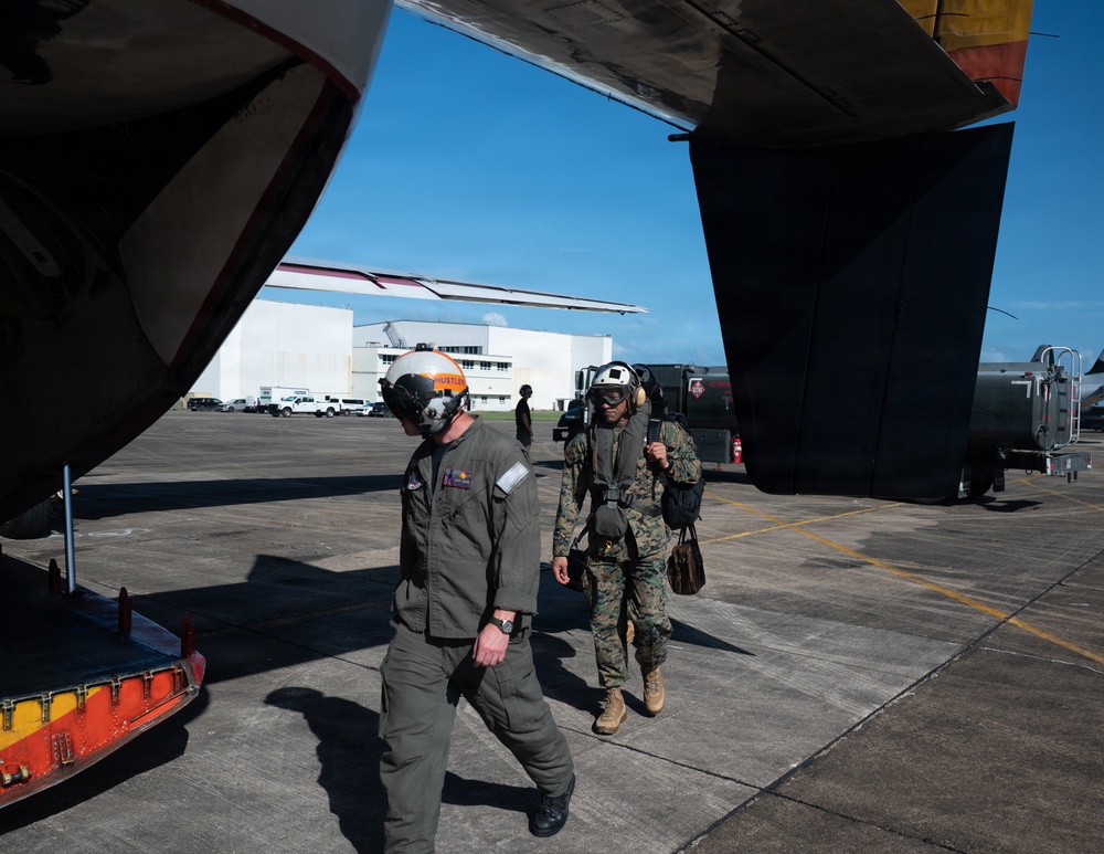 The commanding general of II Marine Expeditionary Force visits Puerto Rico