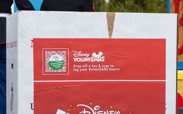 Marine Band San Diego Toys for Tots Disneyland