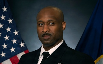 Master Chief Hospital Corpsman Hansen Q. LaFoucade Official Portrait