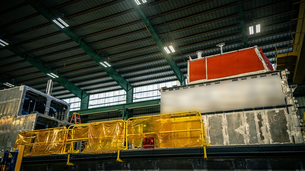 U.S. Marines and Sailors Visit Textron System Facilities