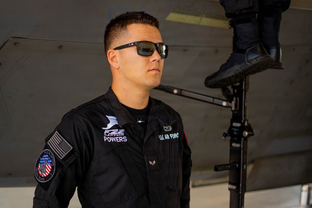 F-22 Raptor Aerial Demonstration Team performs at Duluth Airshow and Expo 2025