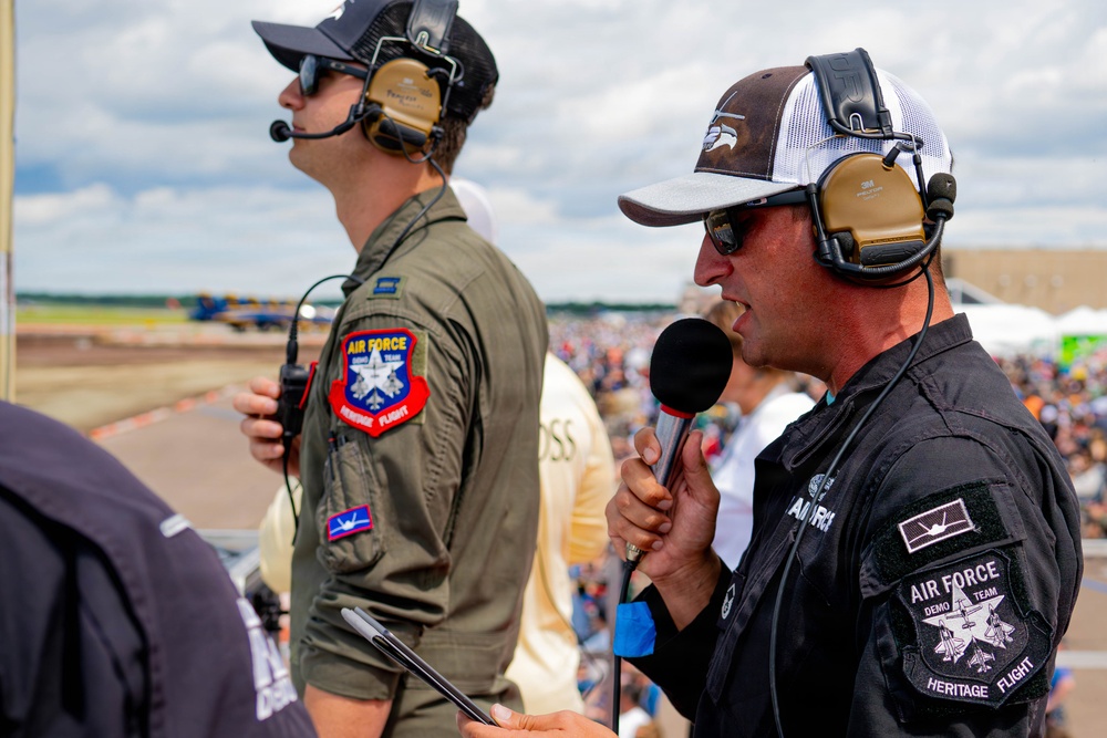 F-22 Raptor Aerial Demonstration Team performs at Duluth Airshow and Expo 2025
