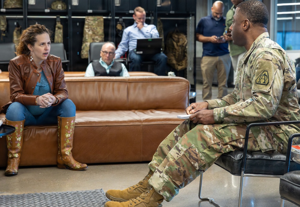 U.S. Army PIT visits Army Applications Laboratory