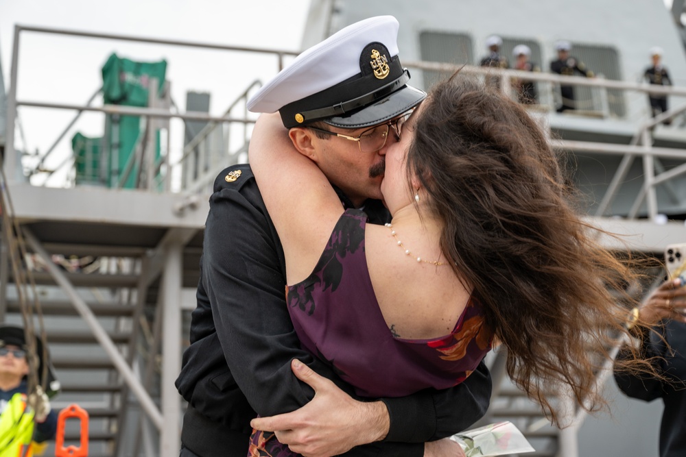 USS Fitzgerald Returns to Naval Base San Diego