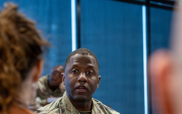 U.S. Army PIT visits Army Applications Laboratory