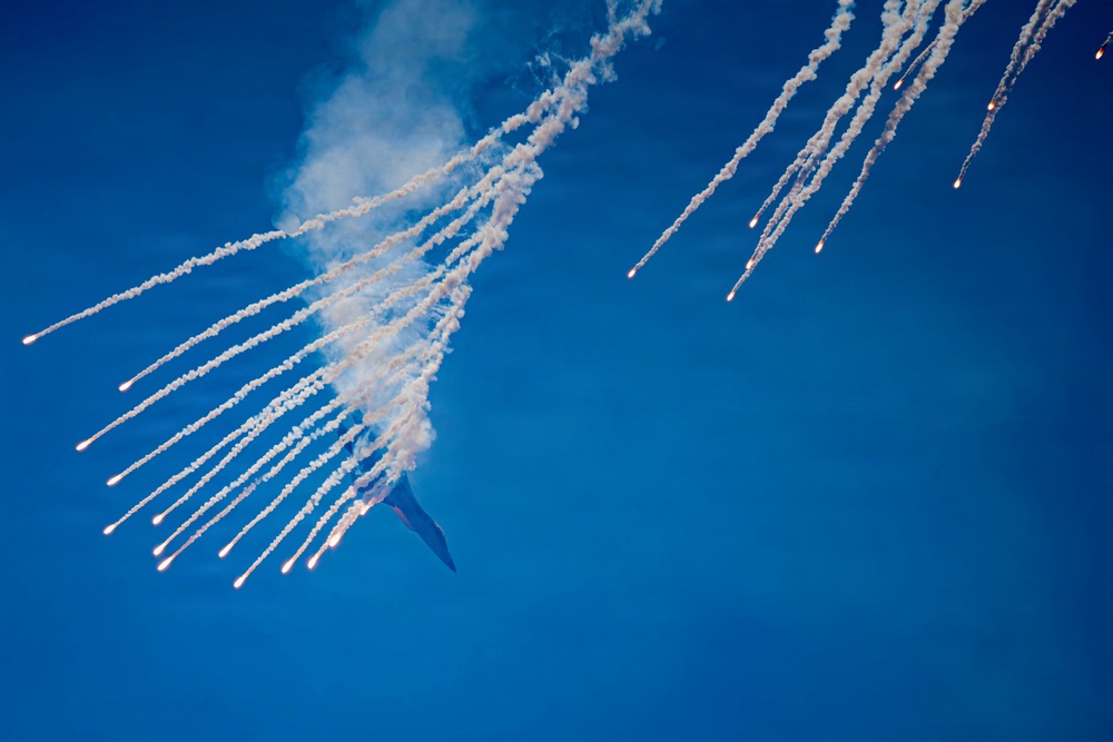 F-22 Raptor Aerial Demonstration Team performs at the Airpower Over Hampton Roads Airshow 2025