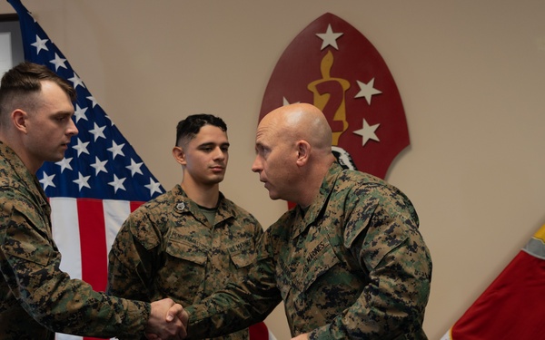 2nd Mardiv Commanding General Awards Marines with Challenge Coins