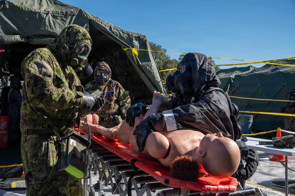 U.S., Mexican and Canadian forces train together during Fuerzas Amigas 2025