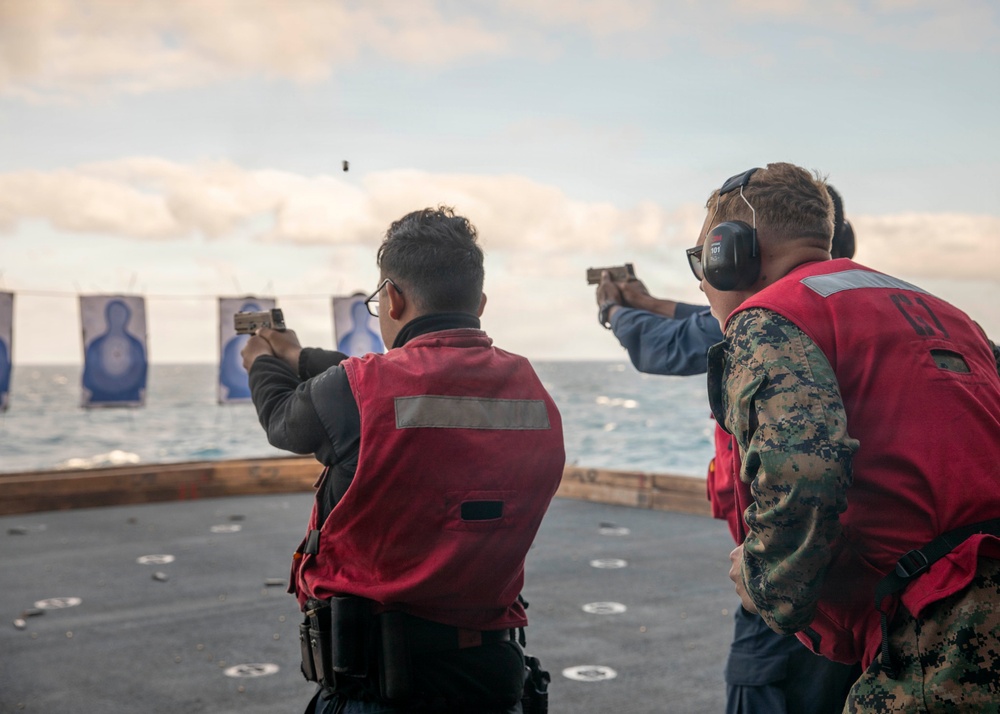 Makin Island Conducts Underway Live Fire Exercise