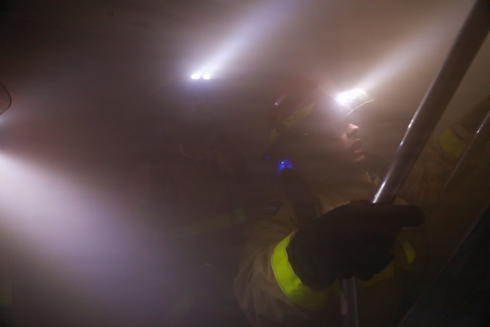 Makin Island Conducts General Quarters Drill