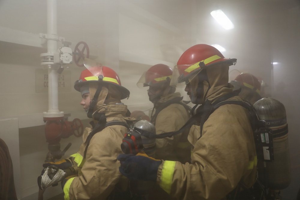 Makin Island Conducts General Quarters Drill